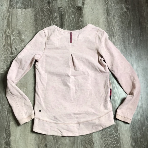 Lululemon Athletica - Picture 14 of 16